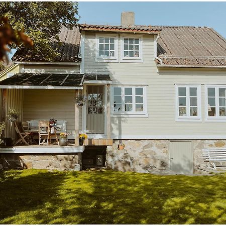 Elins Gjestehus Егерсунд Экстерьер фото